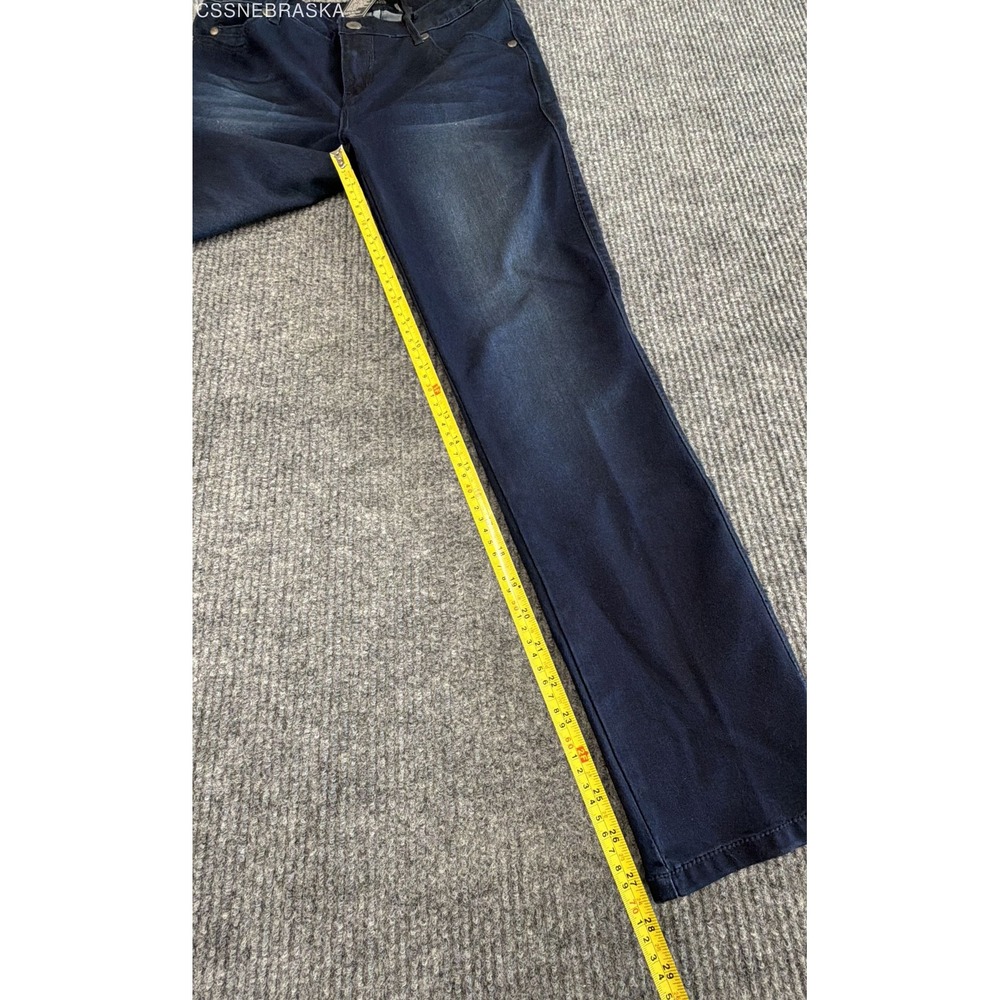 Luxe Kingston Ankle Blue Denim Jeans featuring a lightly faded finish - Size 29 - Picture 4 of 11